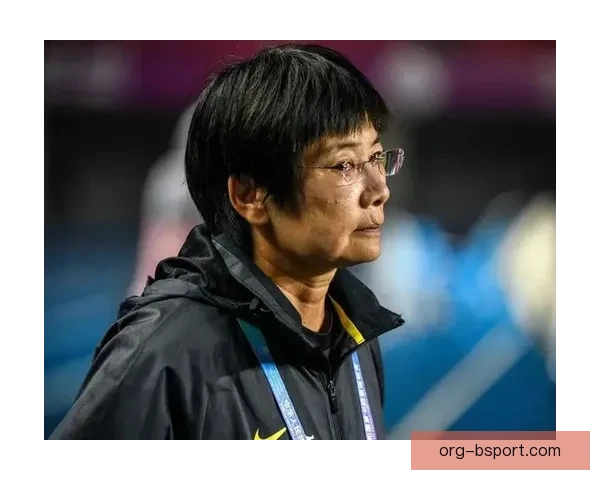 水庆霞带领中国女足重返亚洲之巅续写辉煌历史展现时代风采 水庆霞带领中国女足重返亚洲之巅续写辉煌历史展现时代风采